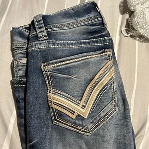 Buckle jeans